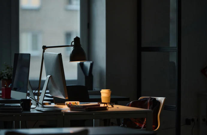 News: Illinois Requires Employers to Provide More Leave for Employees